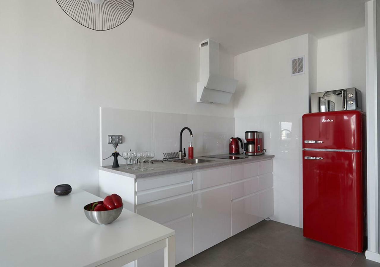 Aroma Apartments Rondo Onz Варшава Екстериор снимка